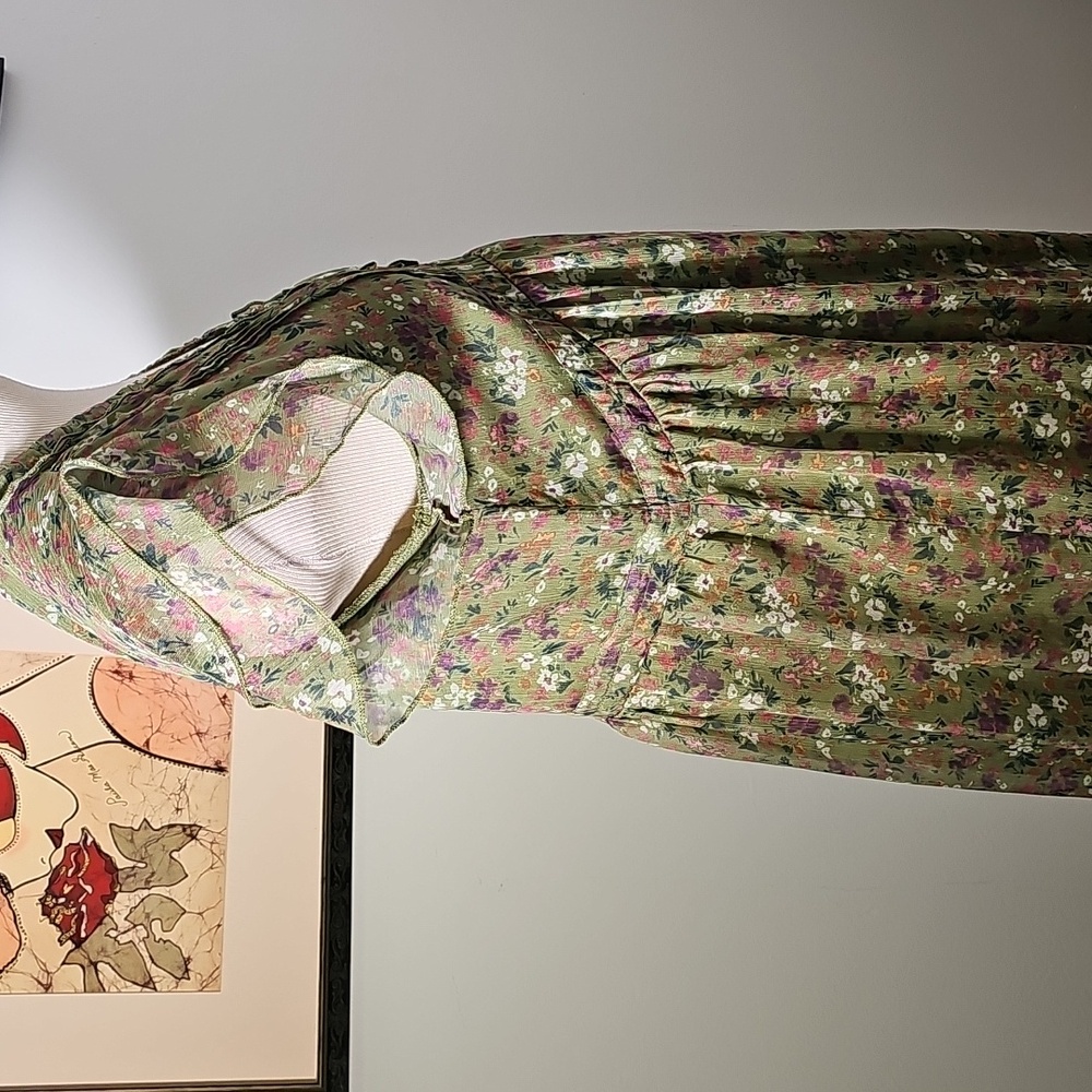 Frock, Flowing, Delicate Floral Green Dress. Size Meduim‎ By PINCH. - Picture 5 of 7